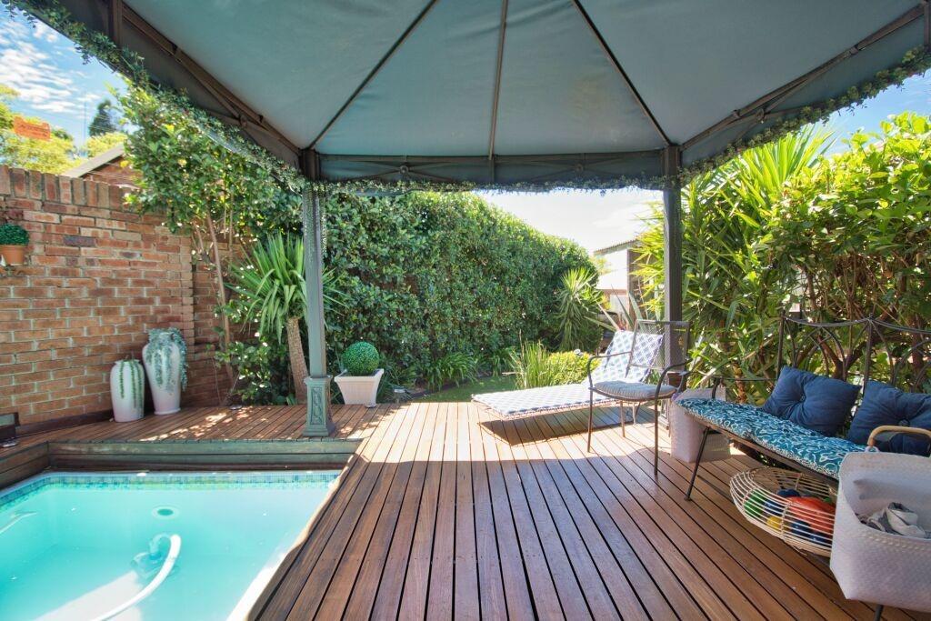2 Bedroom House in Marais Steyn Park