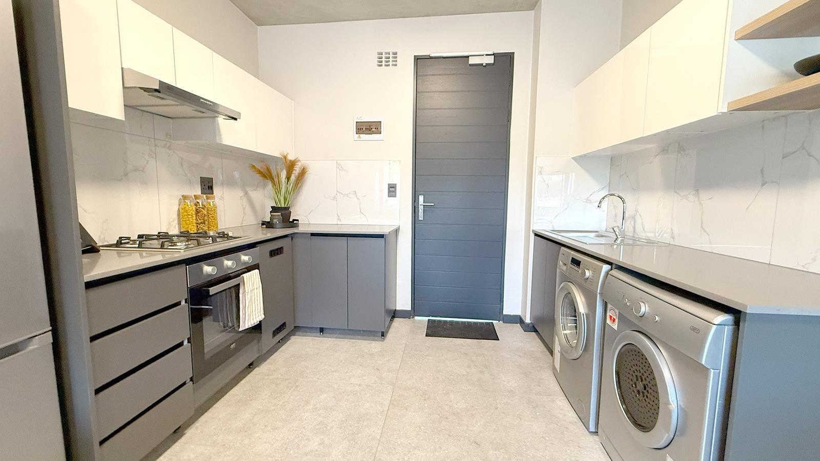 Studio apartment in Treesbank AH