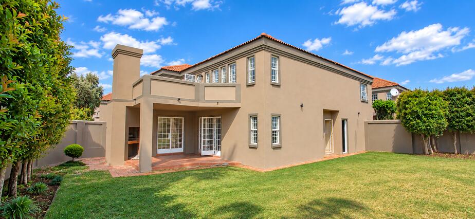 4 Bedroom House in Equestria