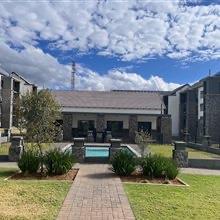 2 Bedroom Townhouse in Glen Marais
