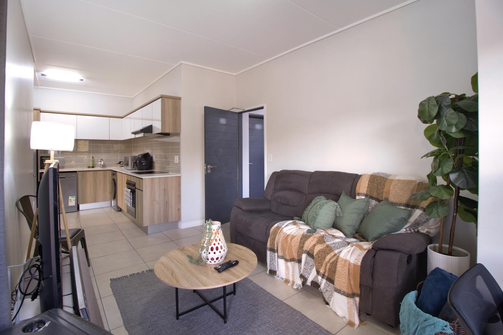 1 Bedroom Apartment in Linbro Park