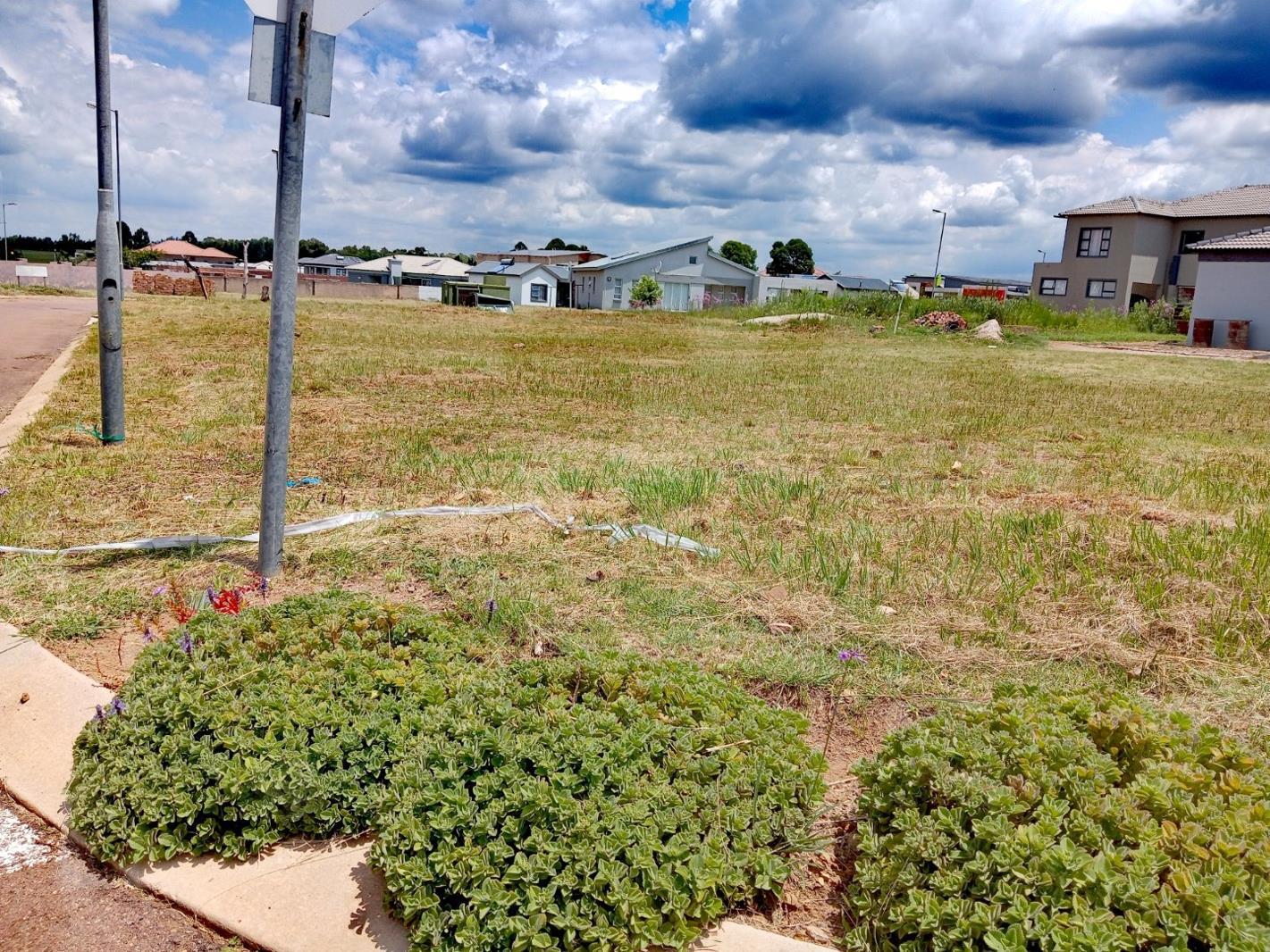 502 m² Land available in Rayton