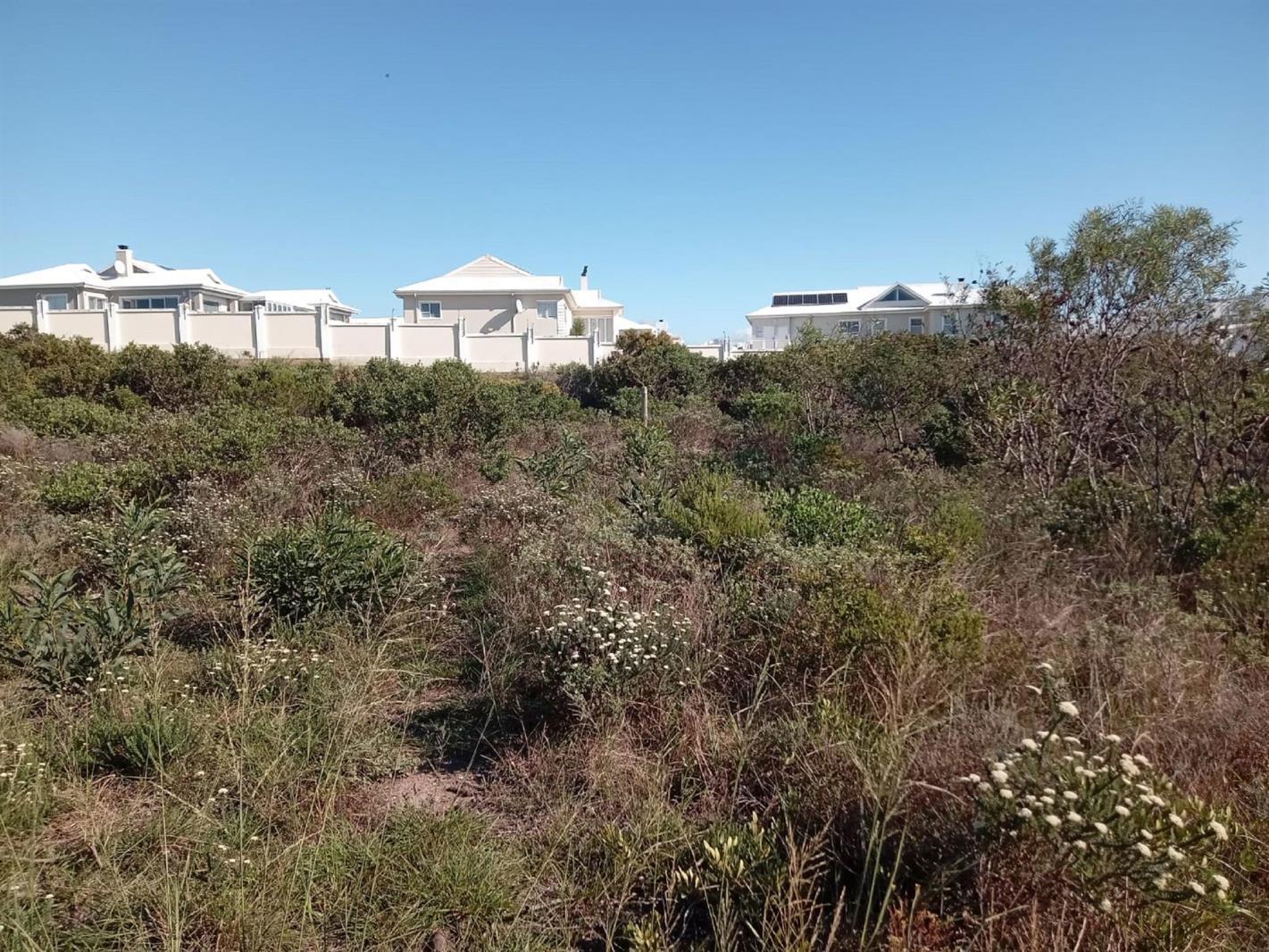 987 m² Land available in Wavecrest