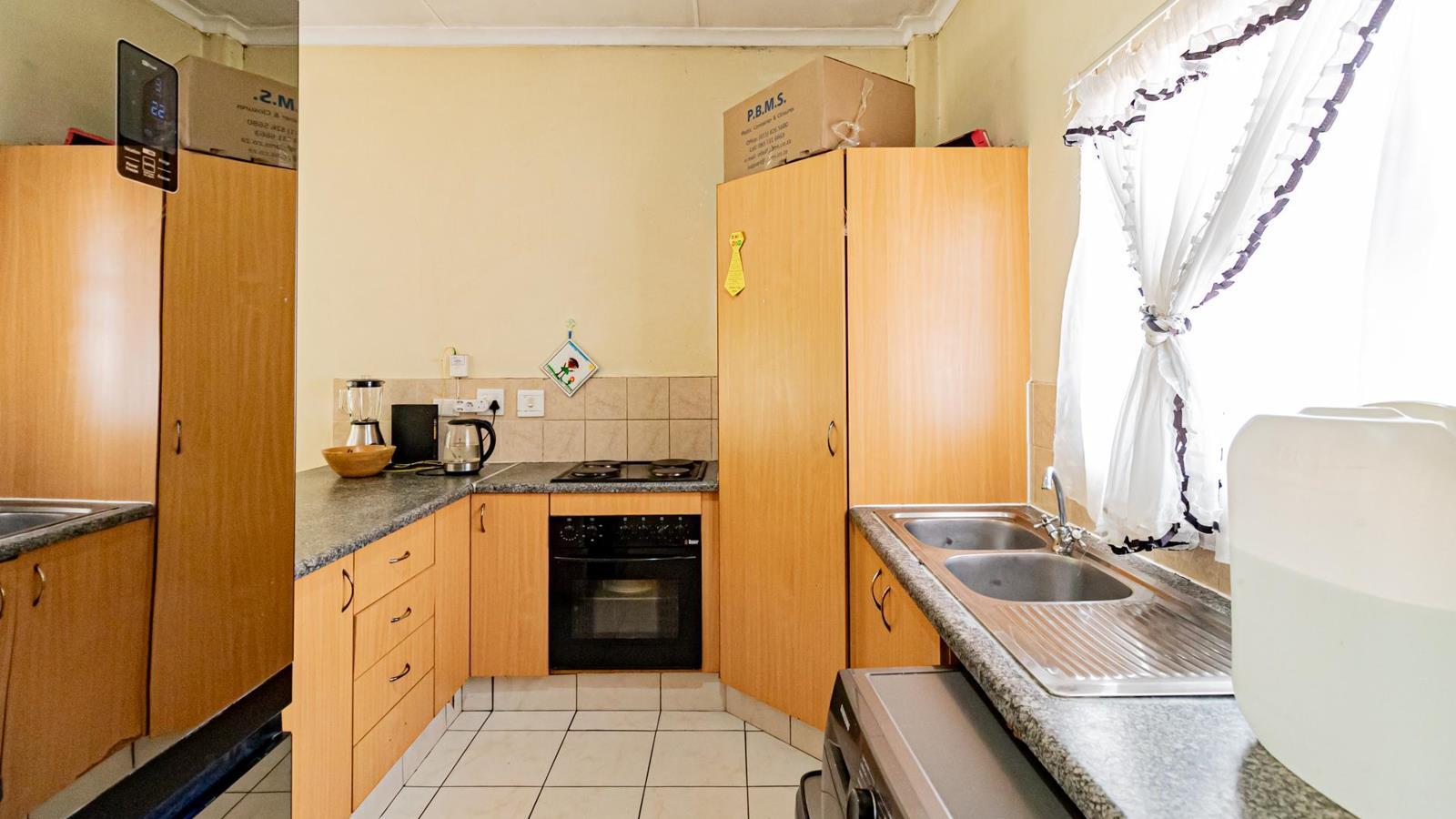 2 Bedroom Apartment in Buccleuch