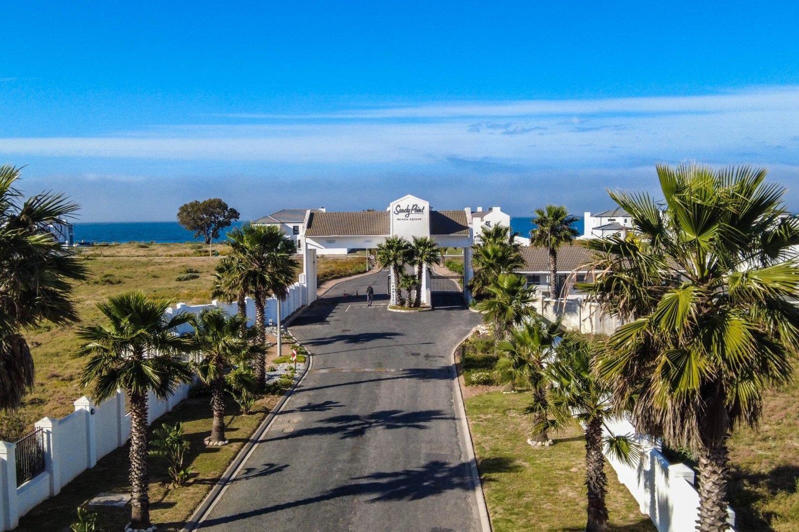 379 m² Land available in Shelley Point