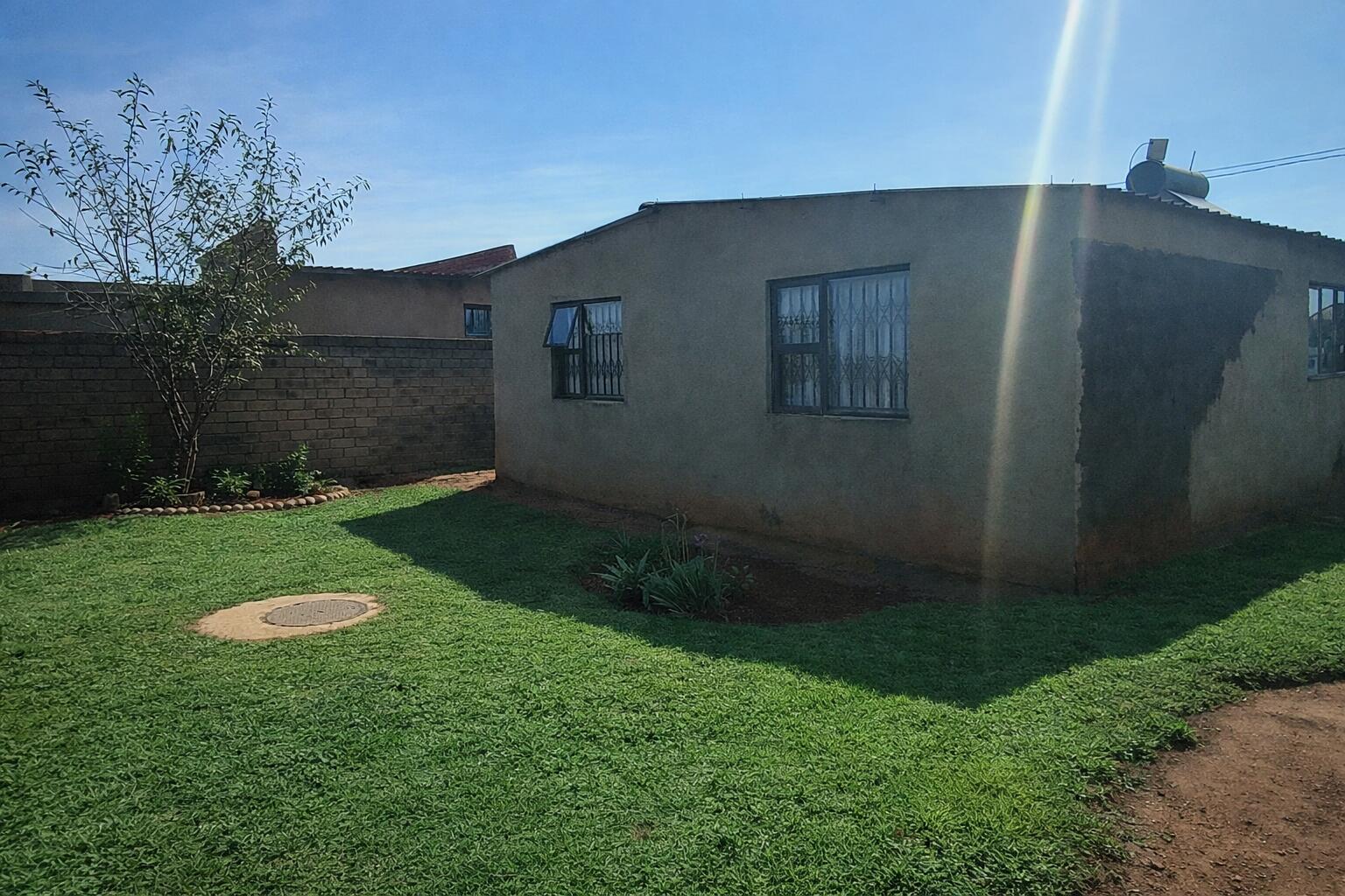 2 Bedroom House in Tshepisong