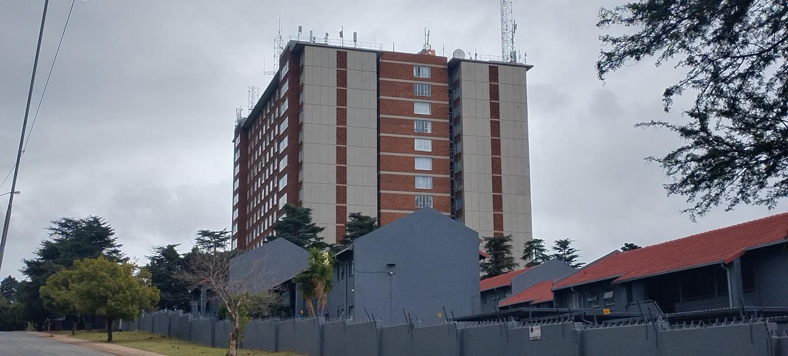 2 Bedroom Apartment in La Montagne