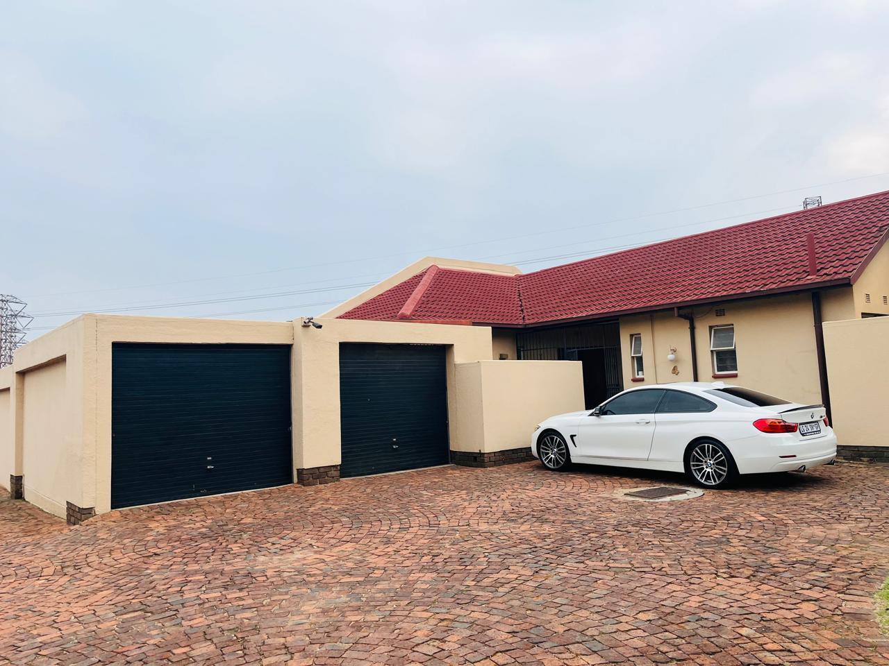 3 Bedroom Townhouse in Simmerfield