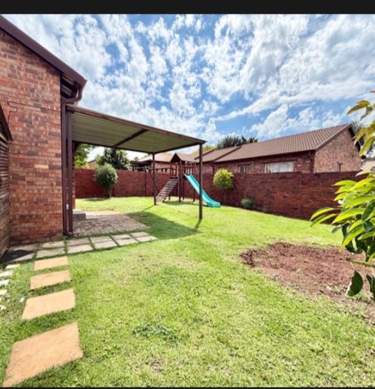 2 Bedroom Townhouse in Noordwyk