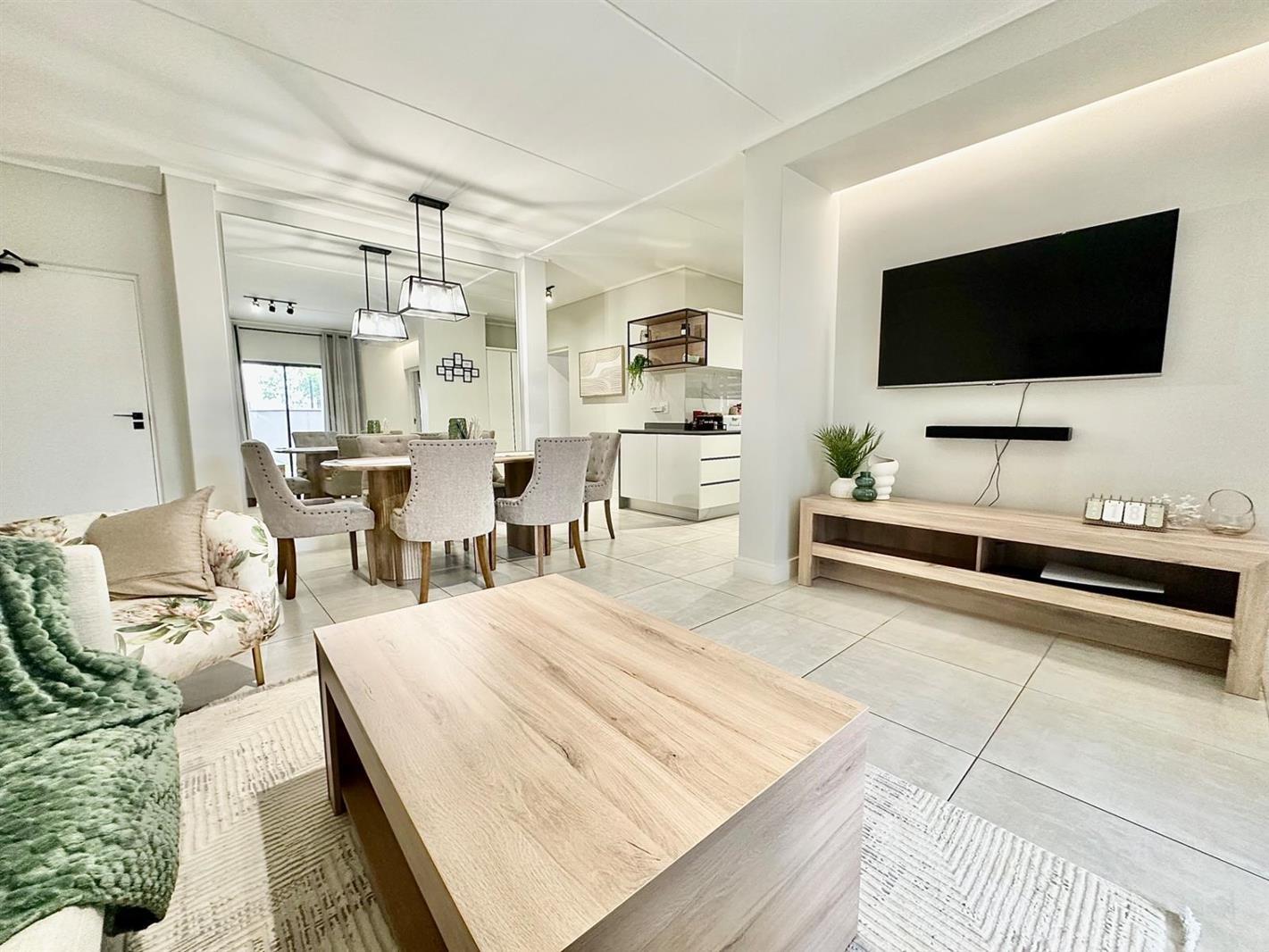 3 Bedroom Apartment in The Polofields