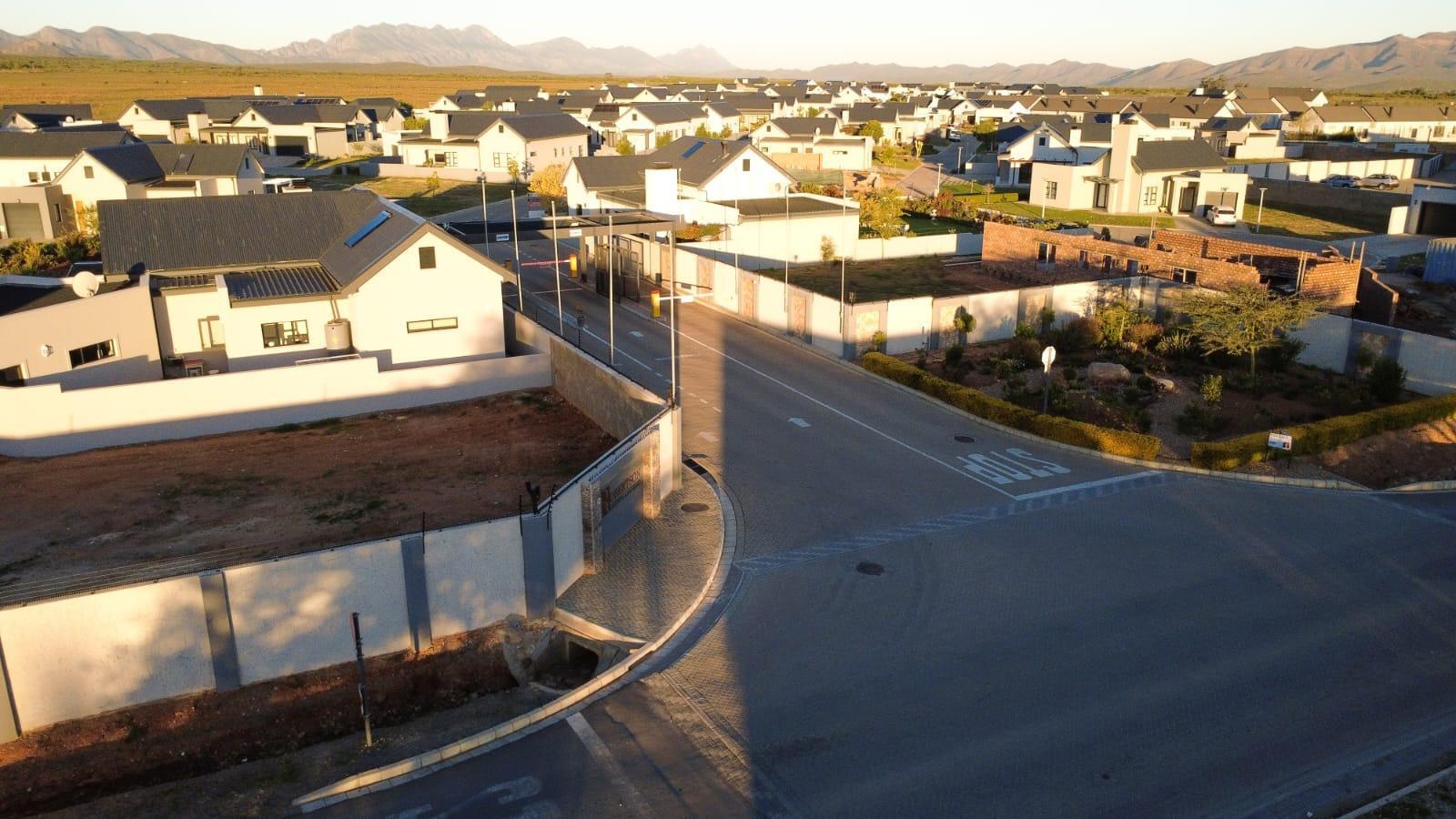 340 m² Land available in Robertson