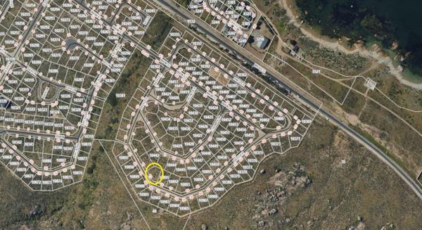 451 m² Land available in St Helena Views