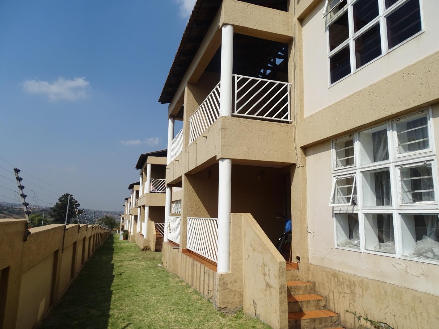 2 Bedroom Townhouse in Mondeor