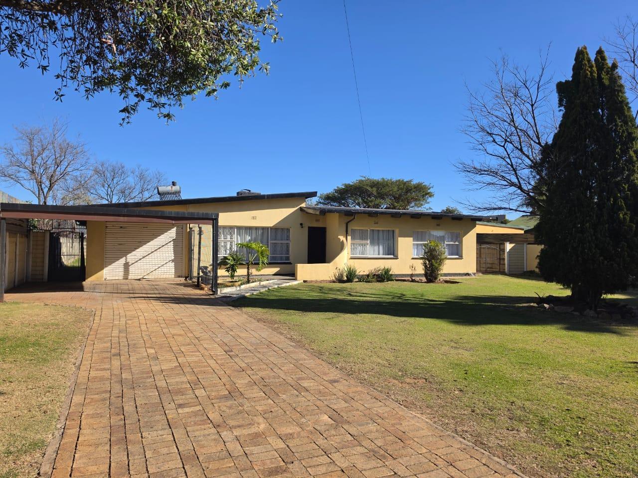 3 Bedroom House in Witpoortjie