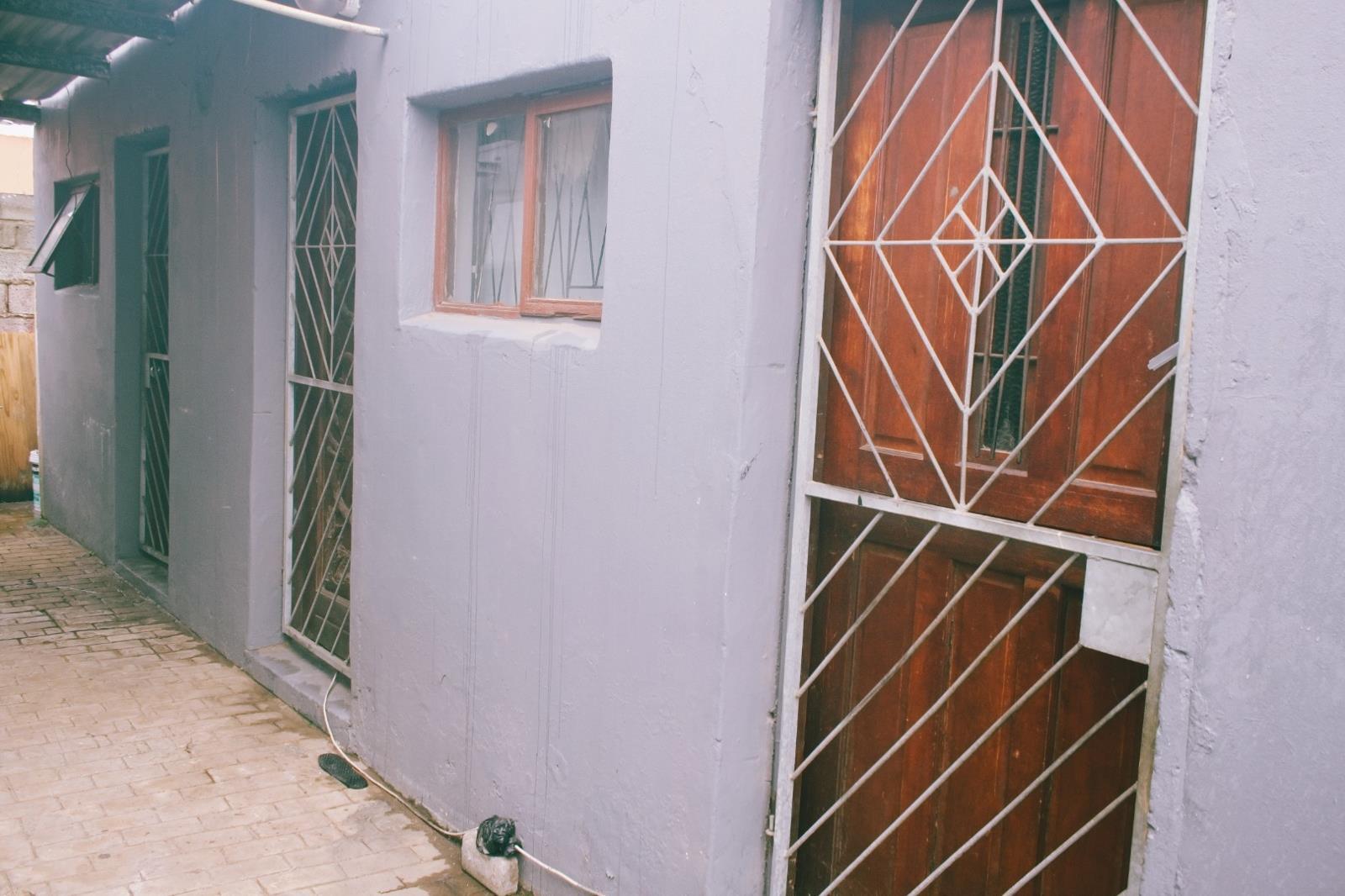 2 Bedroom House in KwaZakhele