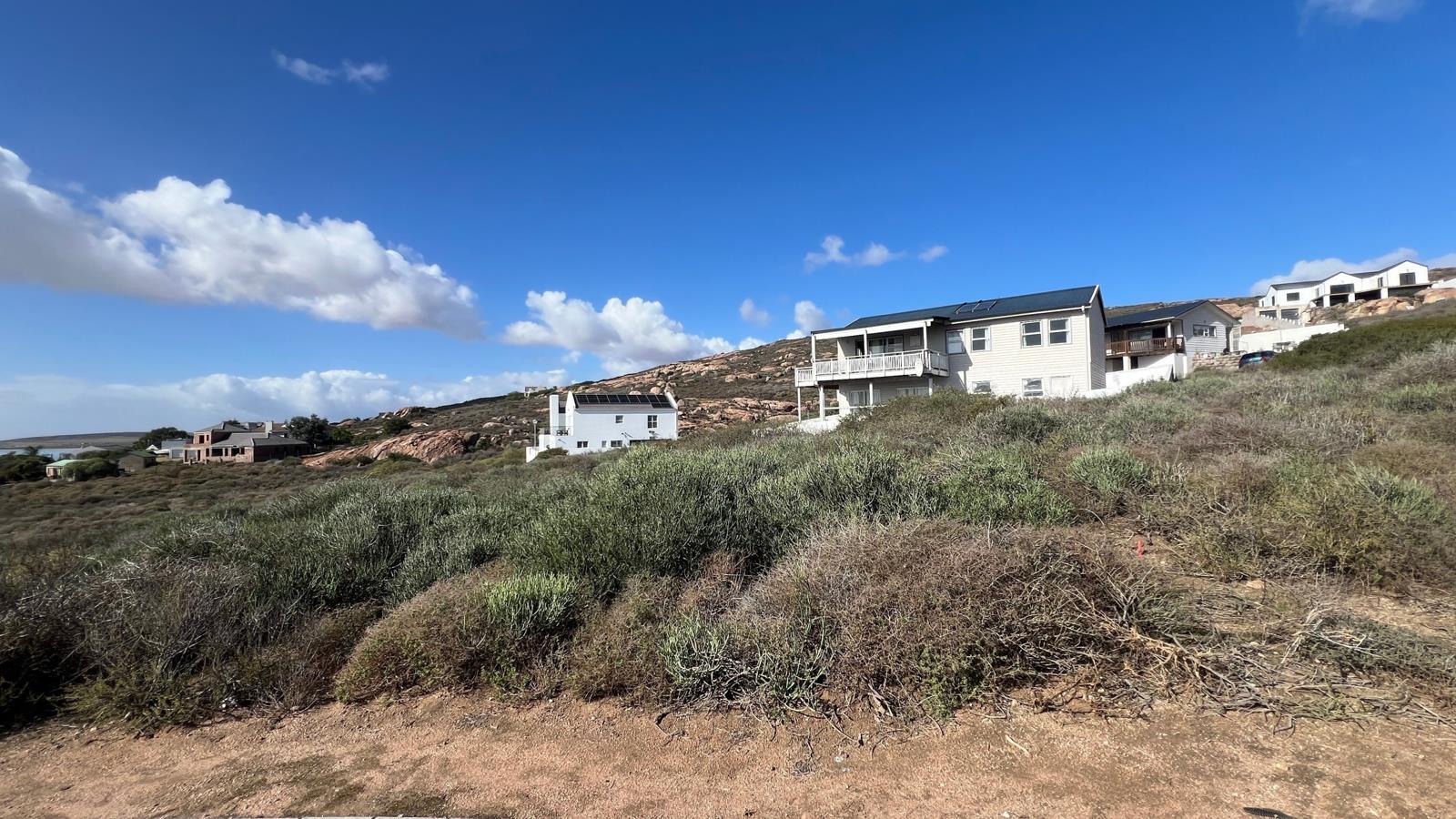 424 m² Land available in Britannia Bay