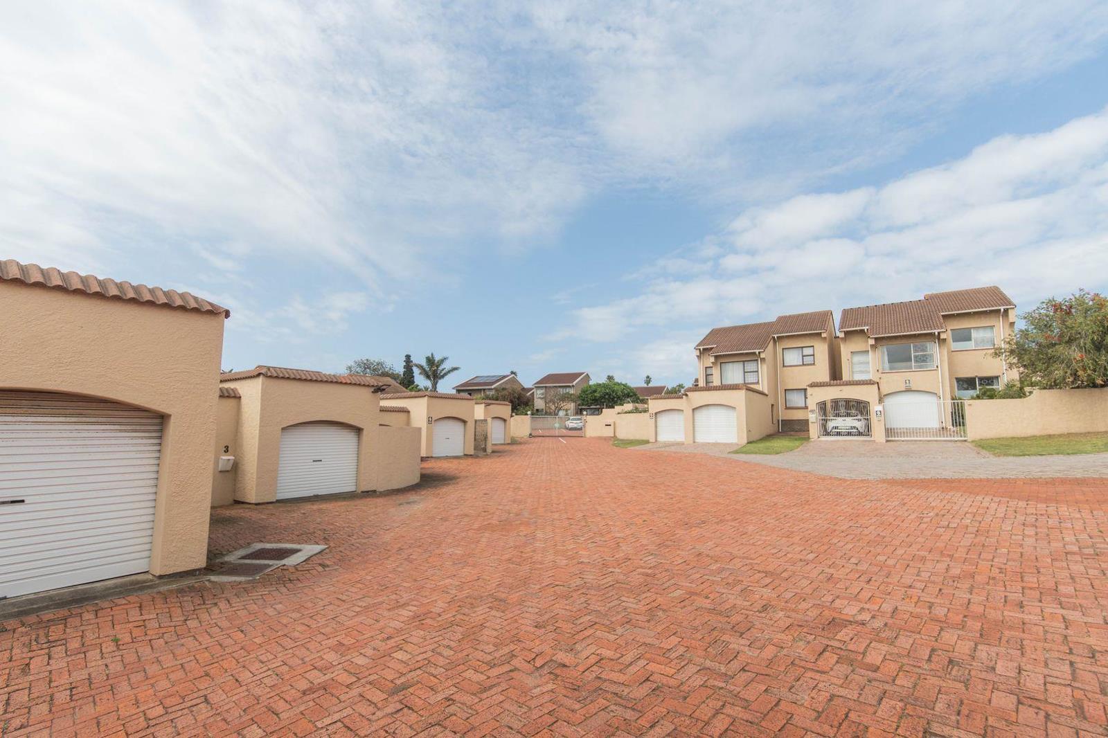 3 Bedroom Townhouse in South End