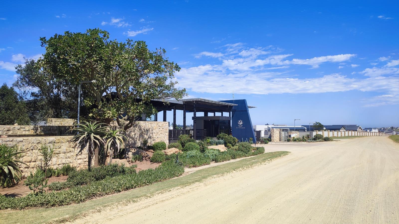 601 m² Land available in Le Grand George Golf Estate