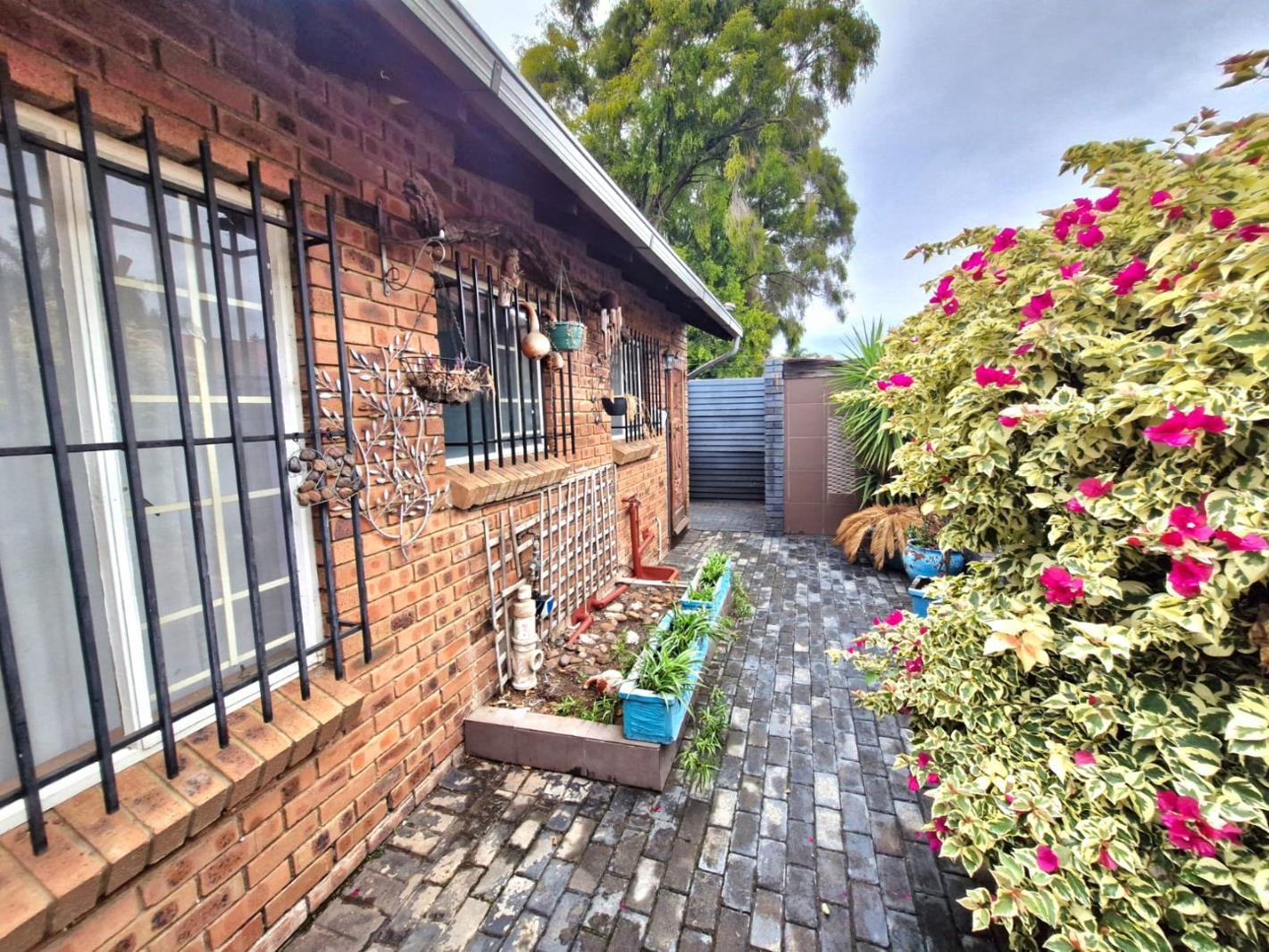 2 Bedroom Townhouse in Annlin