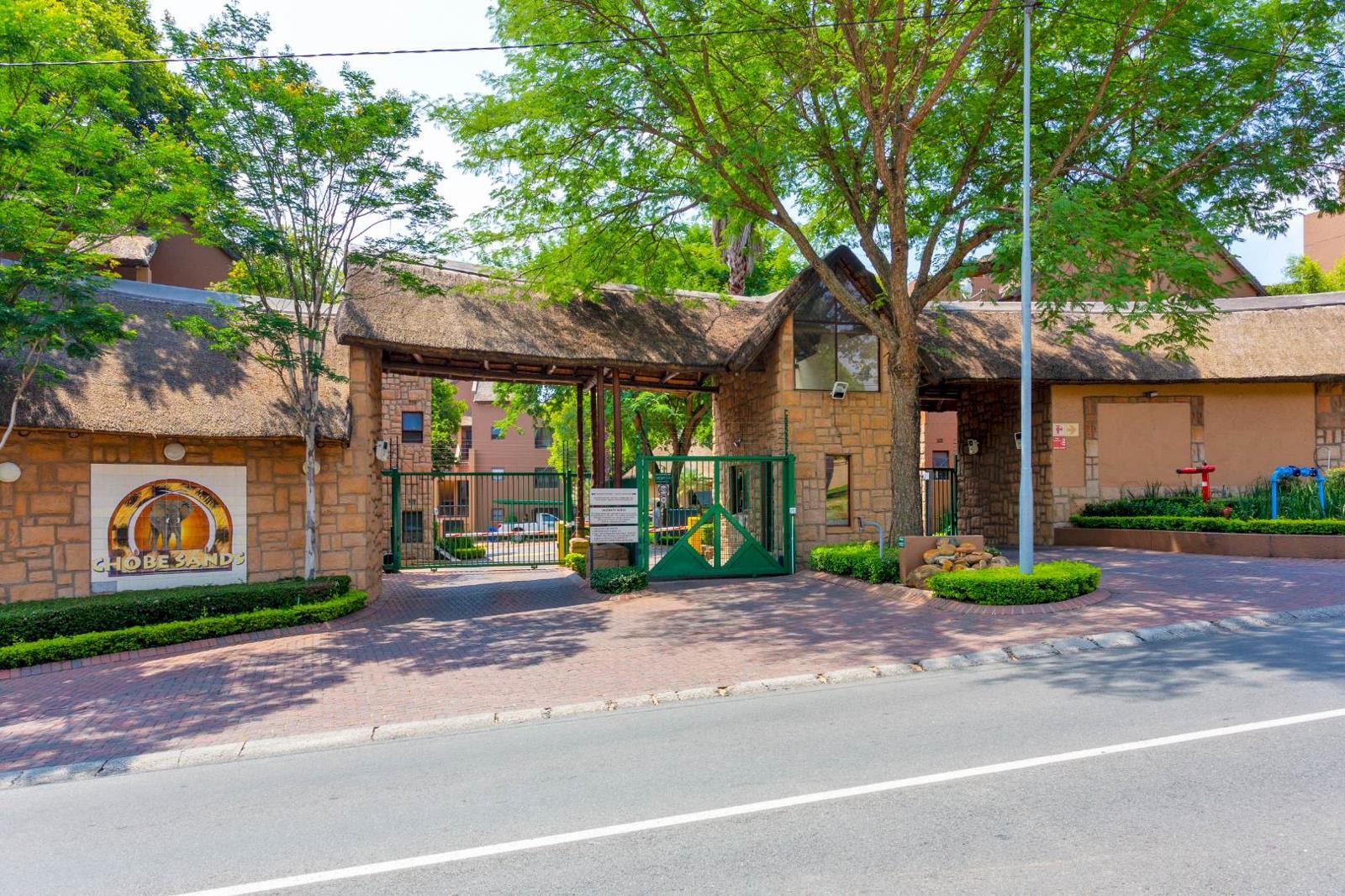 1 Bedroom Apartment in Douglasdale