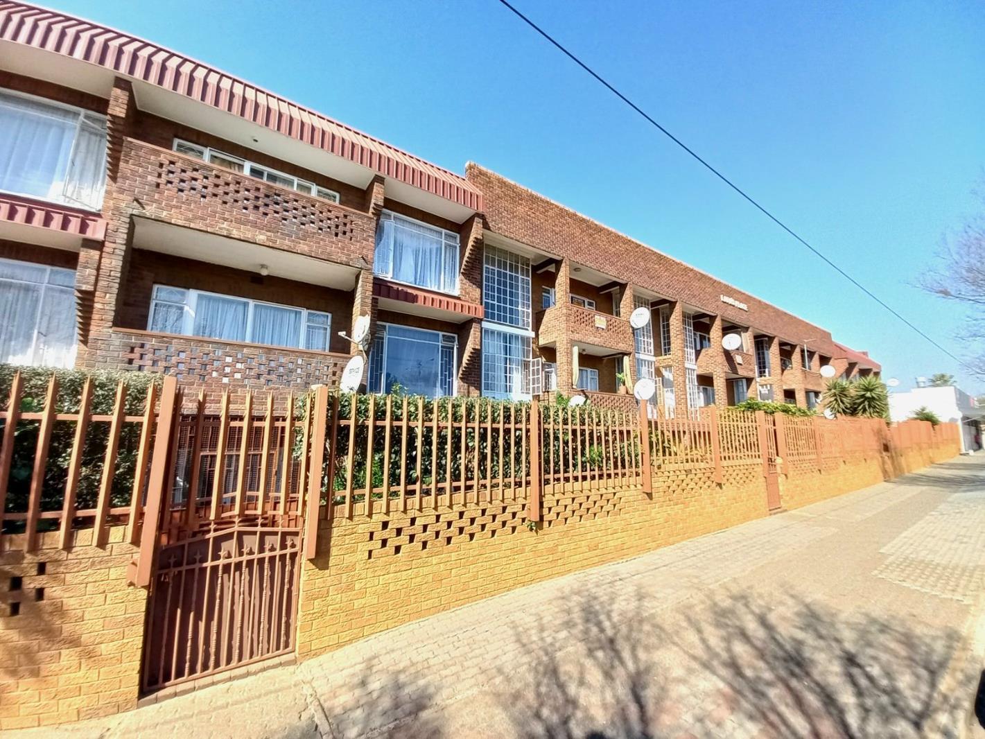 2 Bedroom Apartment in Symhurst