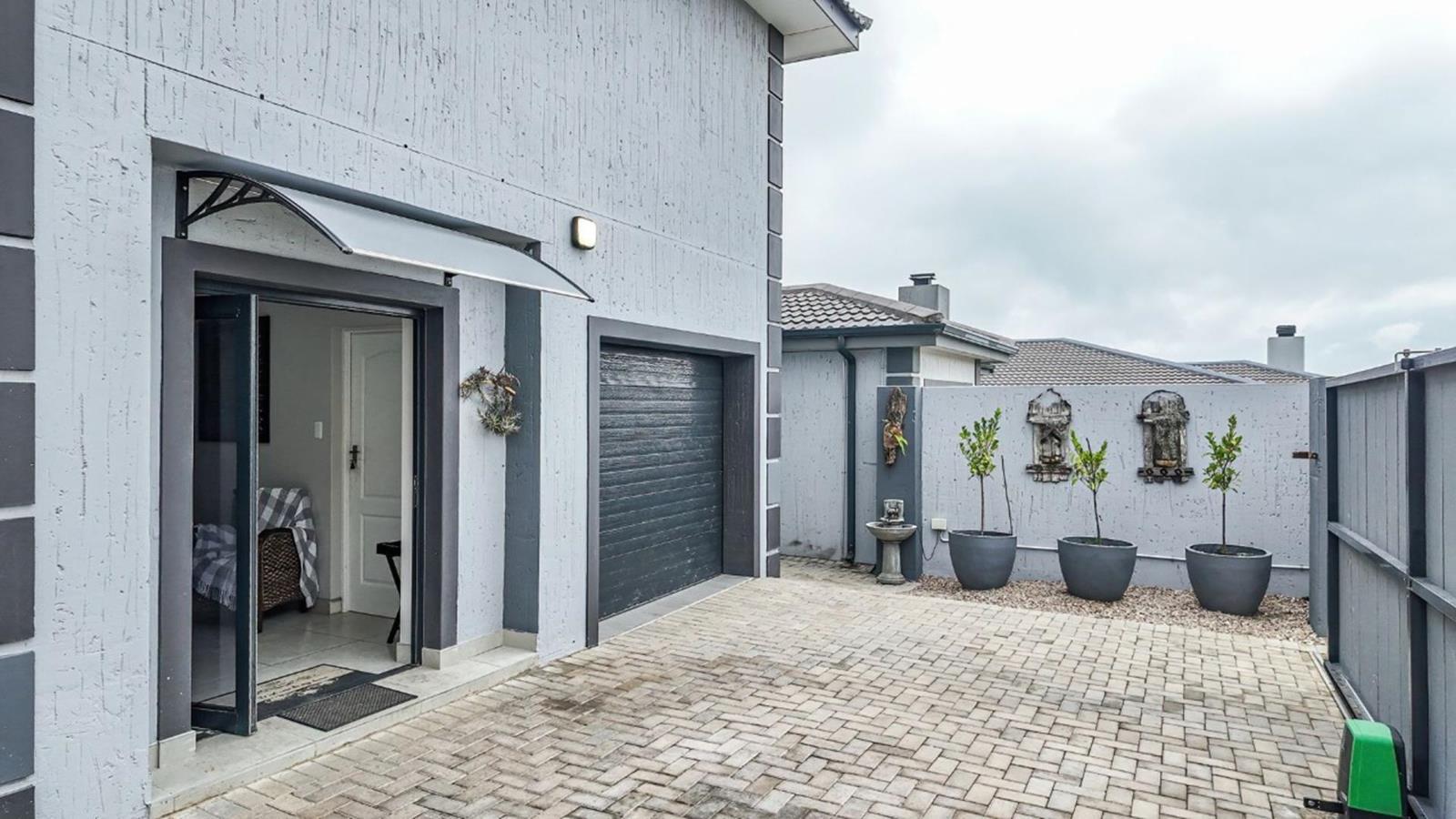 3 Bedroom Townhouse in Dana Bay