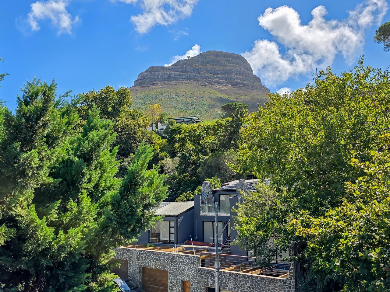 4 Bedroom House in Higgovale