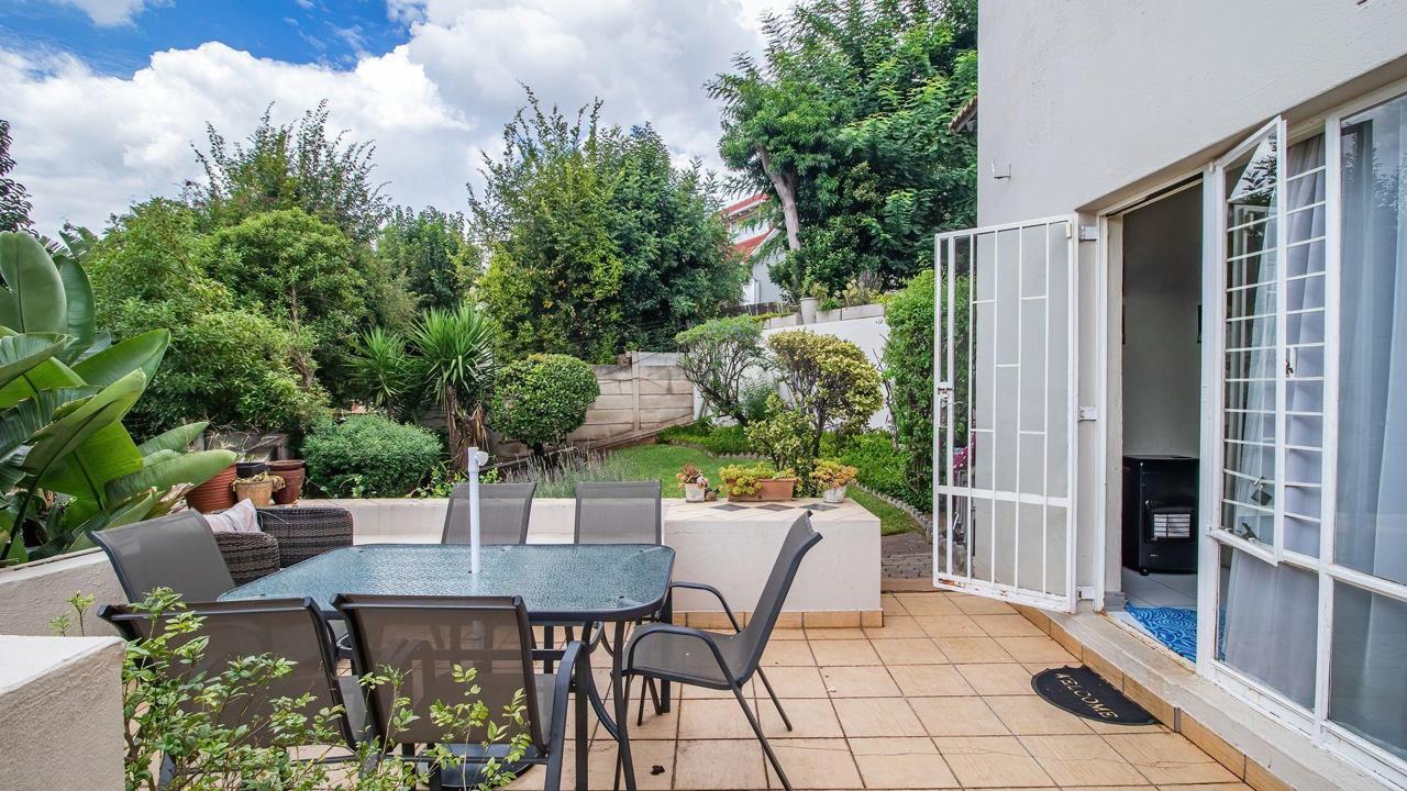 2 Bedroom Duplex in Sunnyrock