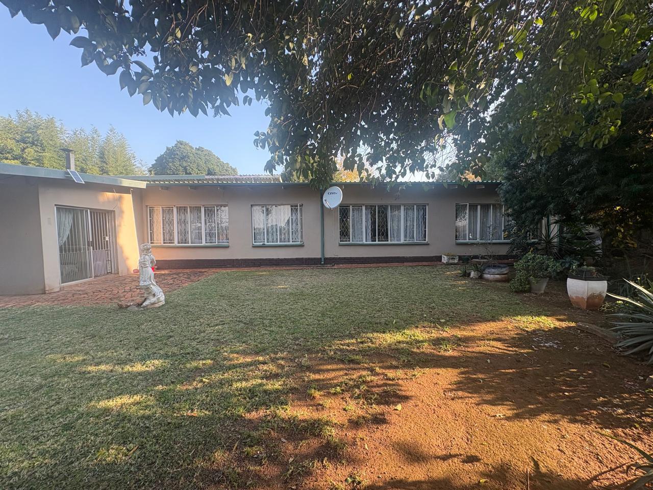 3 Bedroom House in Valhalla