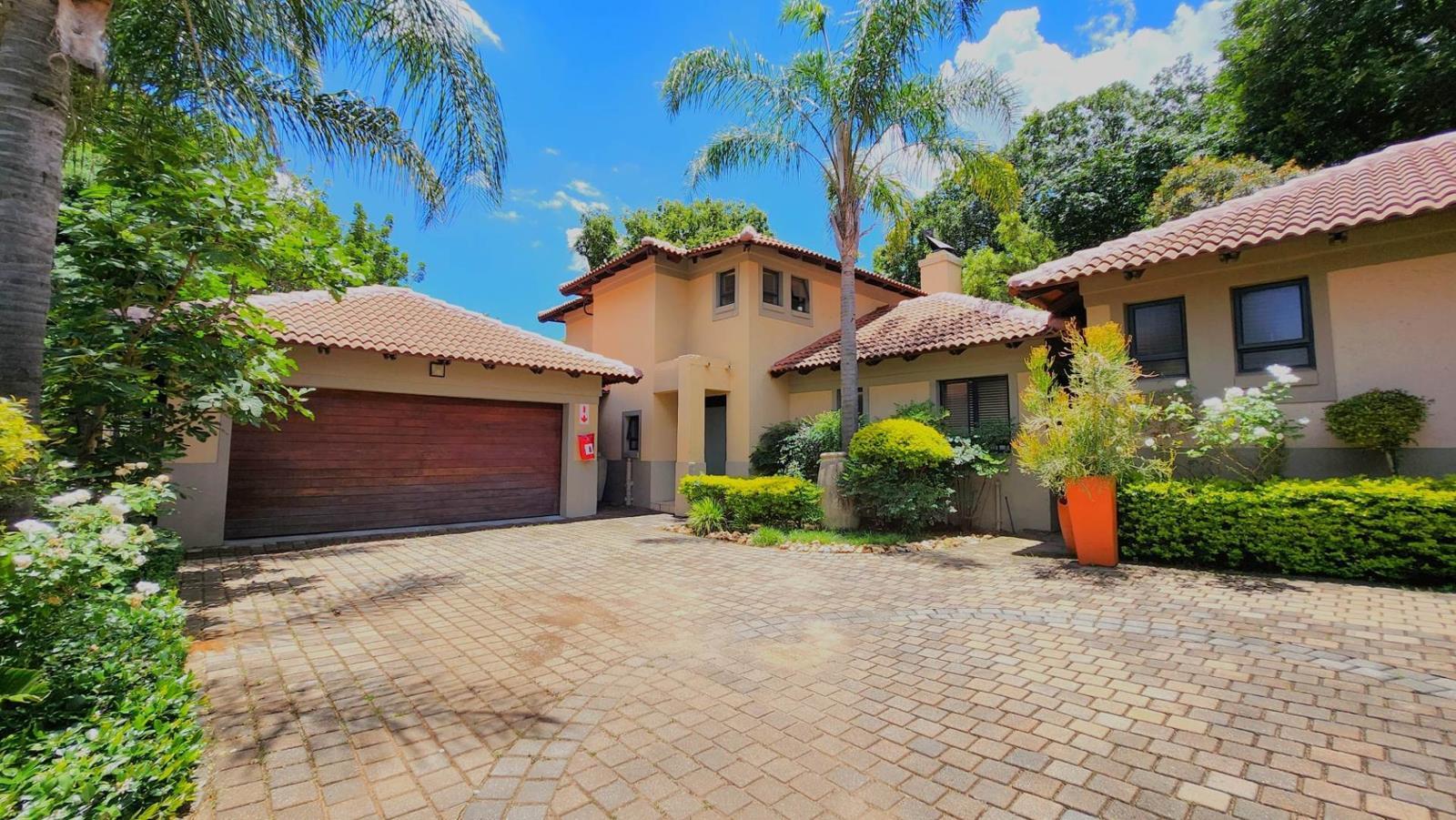 4 Bedroom Townhouse in Menlo Park