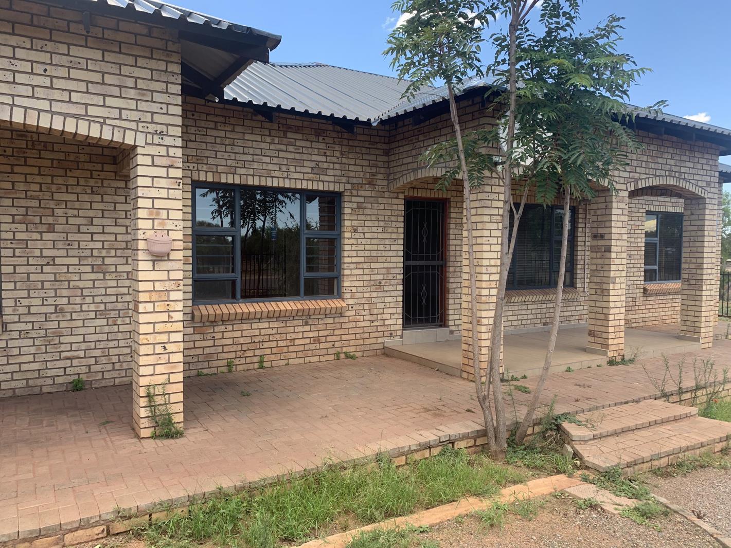 4 Bedroom House in Postmasburg