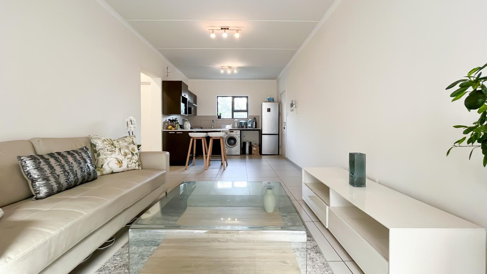 2 Bedroom Apartment in Dainfern