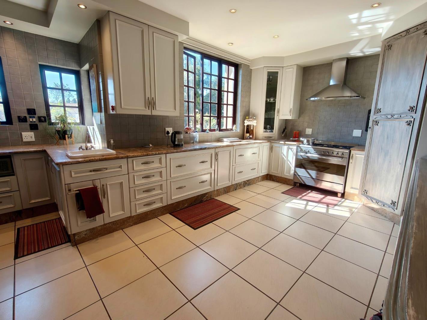 4 Bedroom House in Poortview