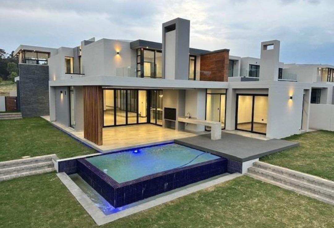 4 Bedroom House in Eye of Africa