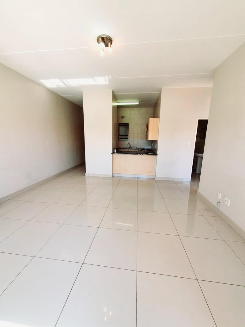 2 Bedroom Apartment in Lonehill