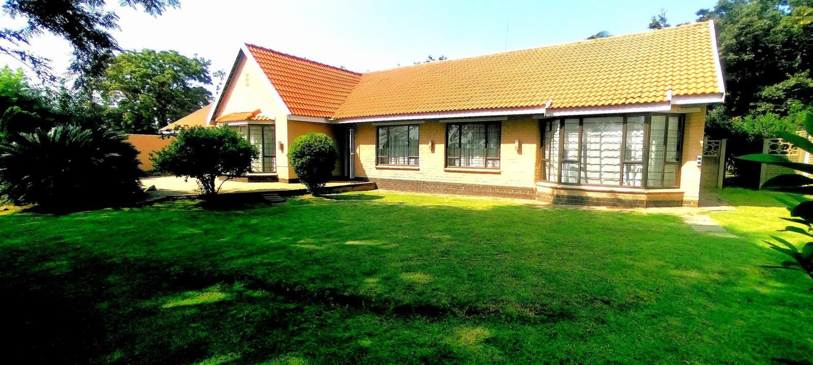 4 Bedroom House in Brackenhurst