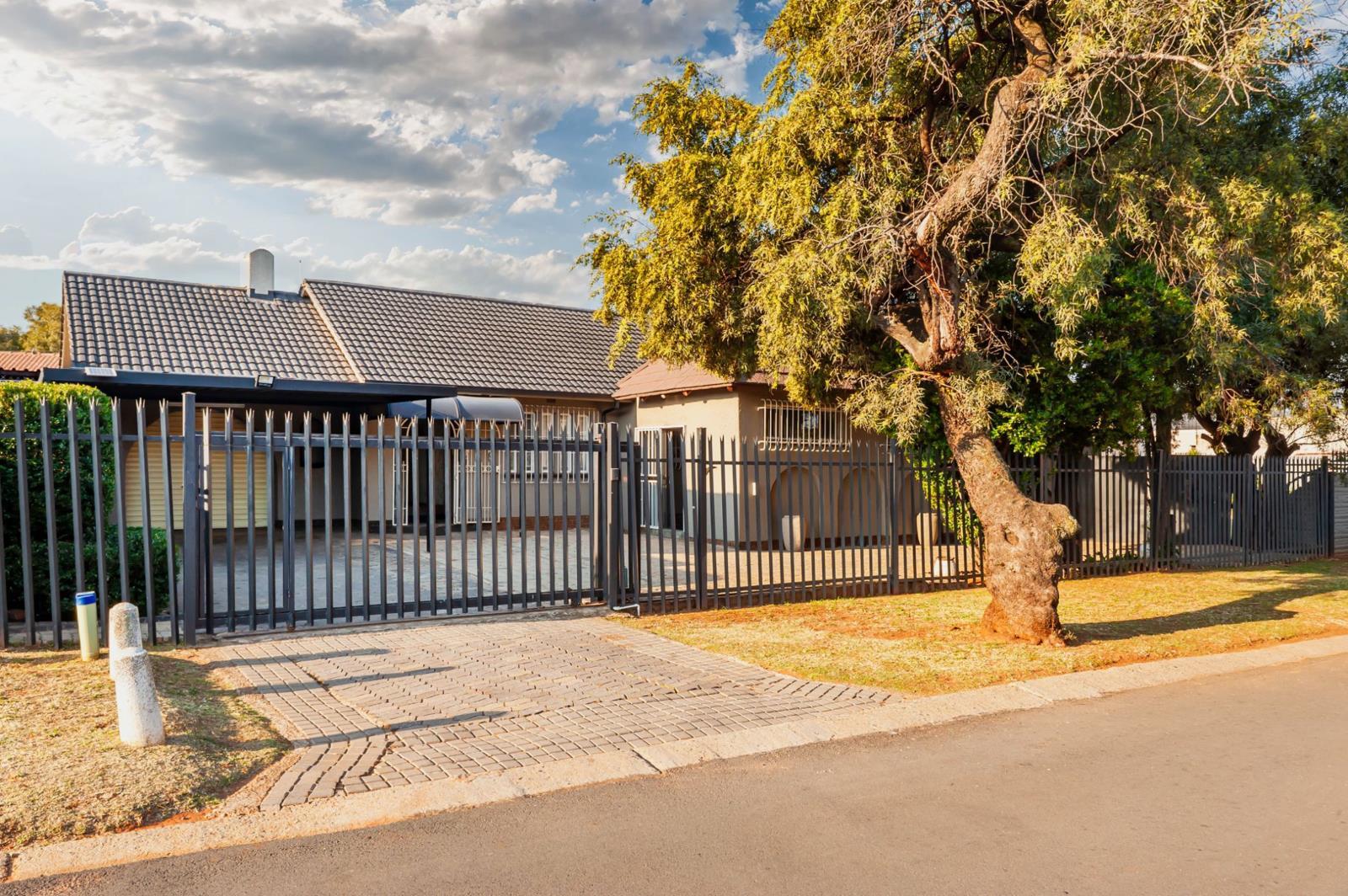 3 Bedroom House in Verwoerdpark