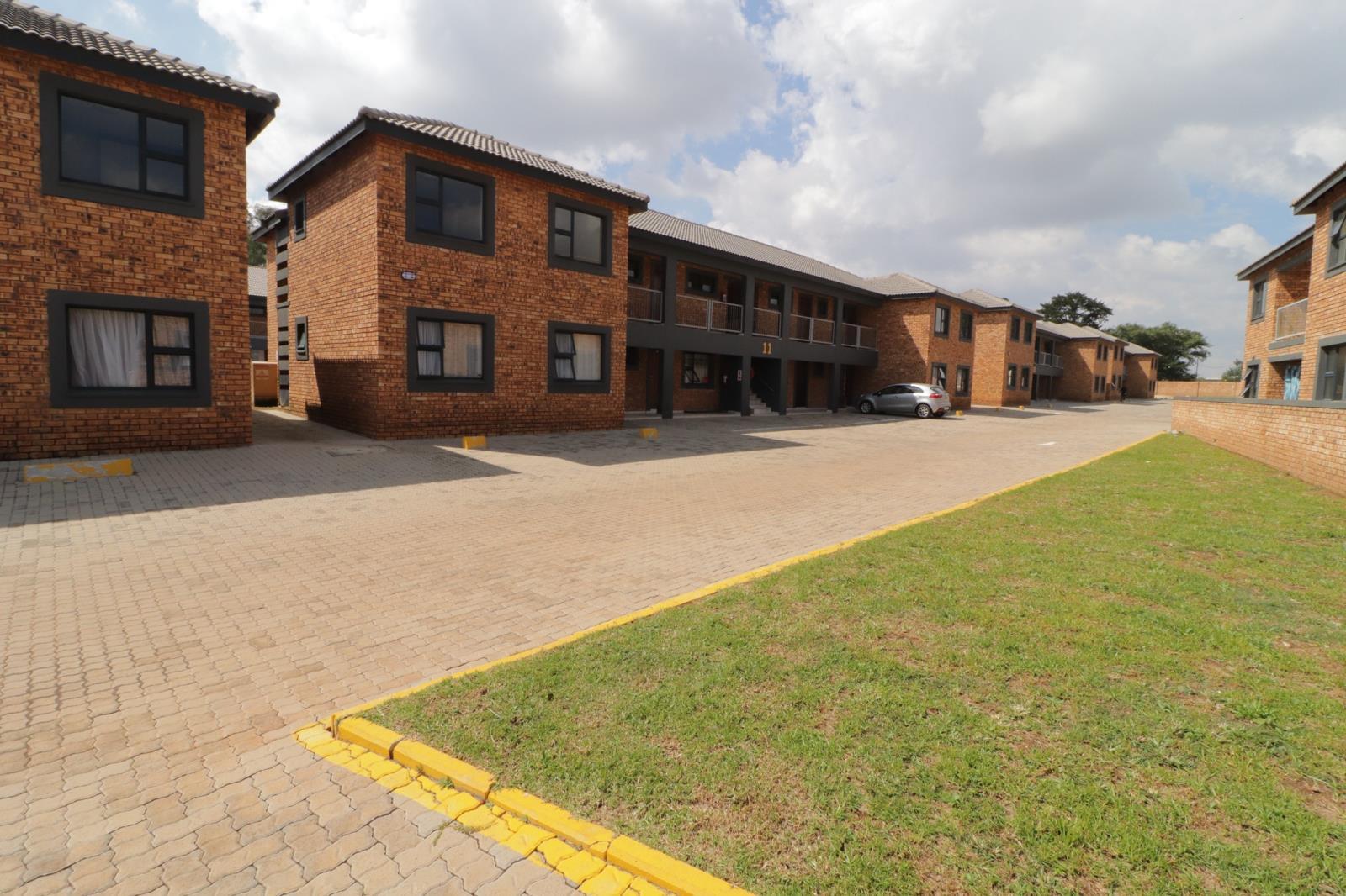 2 Bedroom Apartment in Rynfield