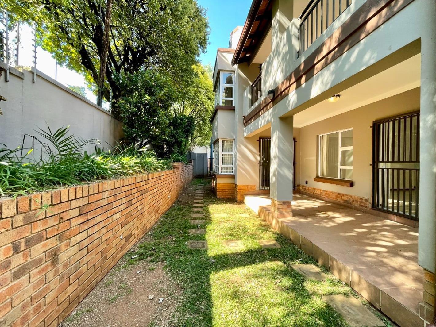 2 Bedroom Apartment in Saxonwold