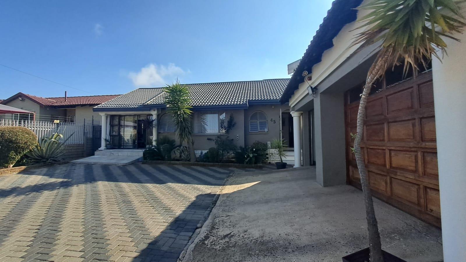 3 Bedroom House in Witpoortjie