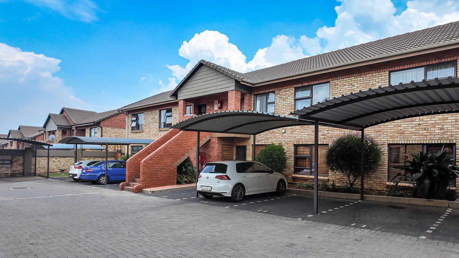 2 Bedroom Townhouse in Meyersdal