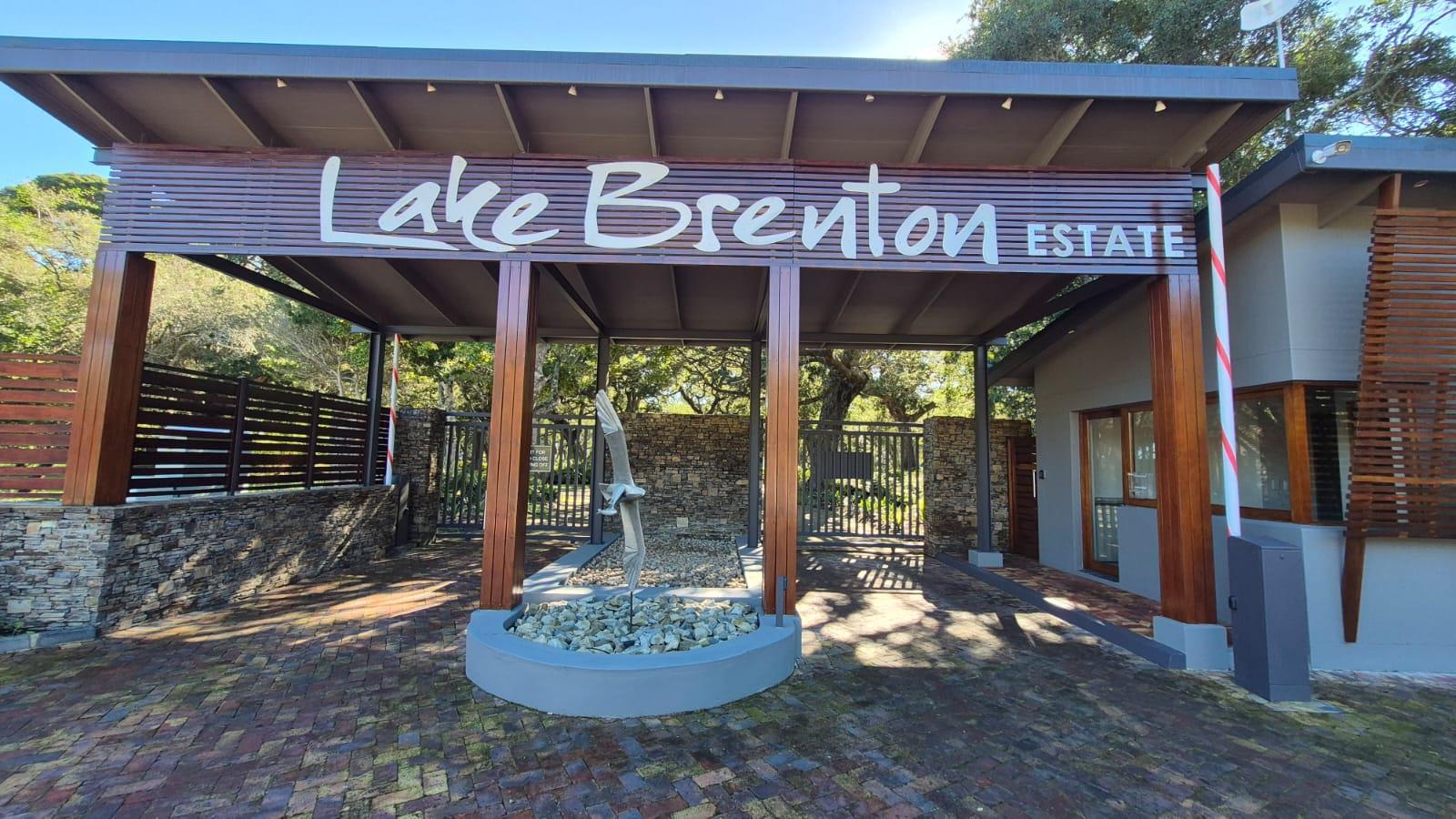 632 m² Land available in Brenton On Lake
