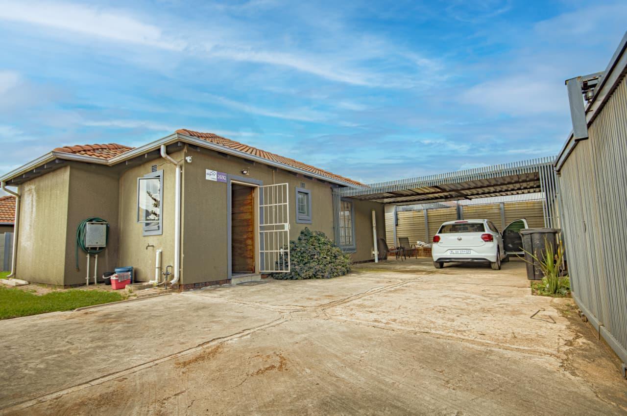 3 Bedroom House in Sky City