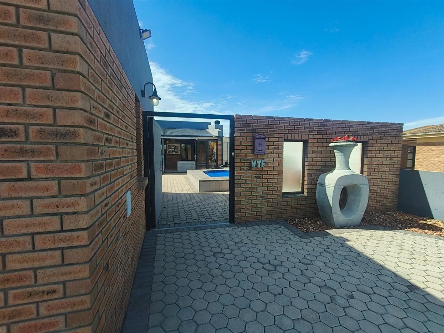 4 Bedroom House in Reebok