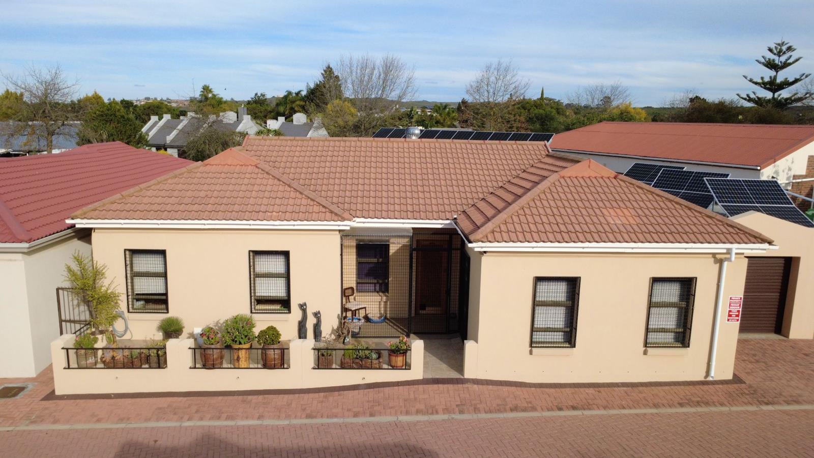2 Bedroom House in Riversdale