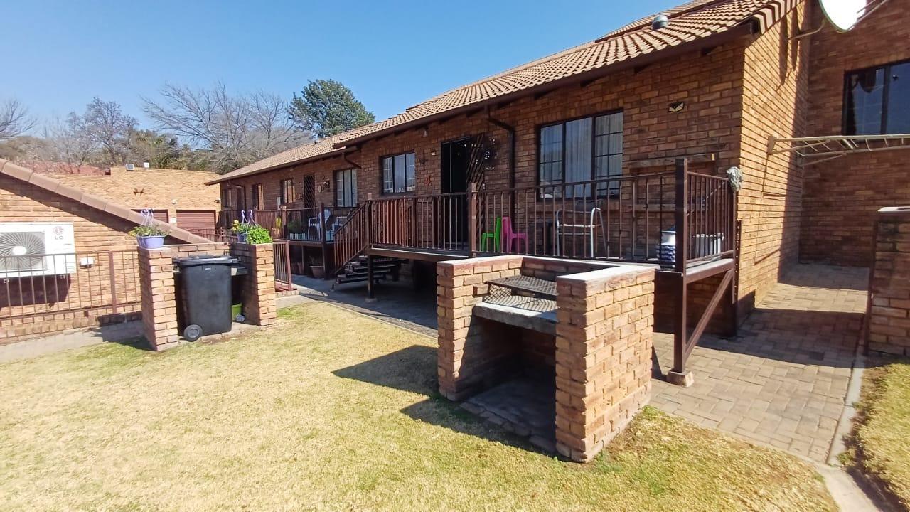 2 Bedroom Townhouse in Southcrest