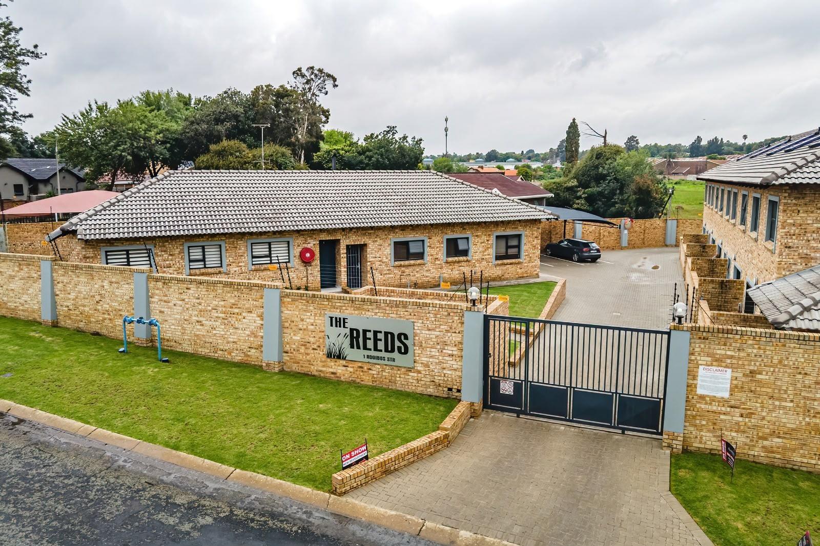 3 Bedroom Townhouse in Brackendowns