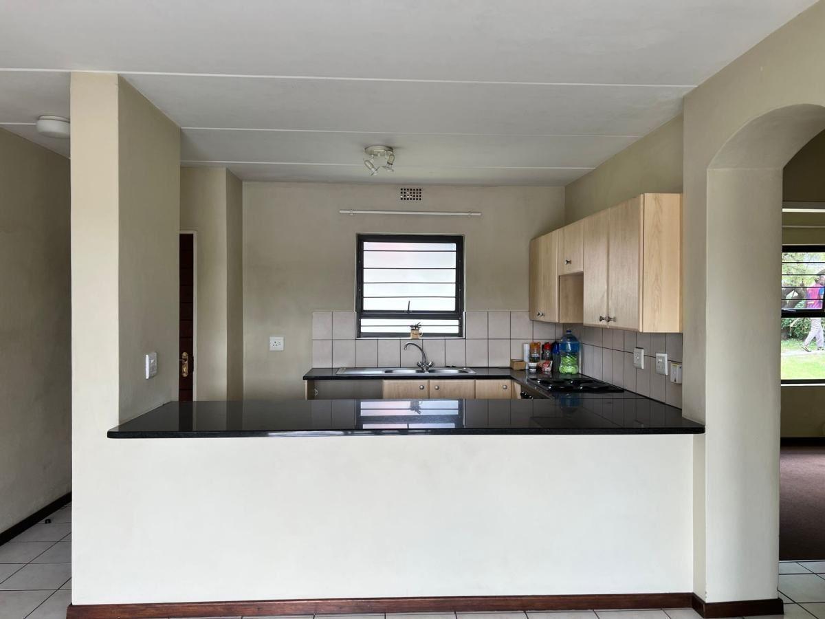 2 Bedroom Apartment in Fourways