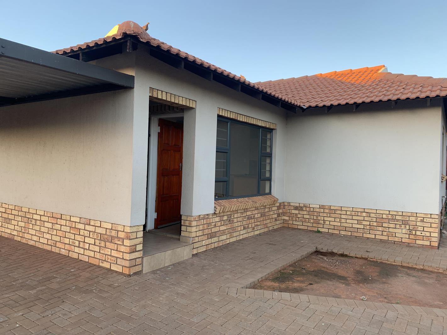 3 Bedroom House in Postmasburg