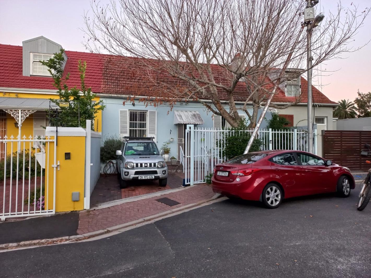 3 Bedroom House in Claremont
